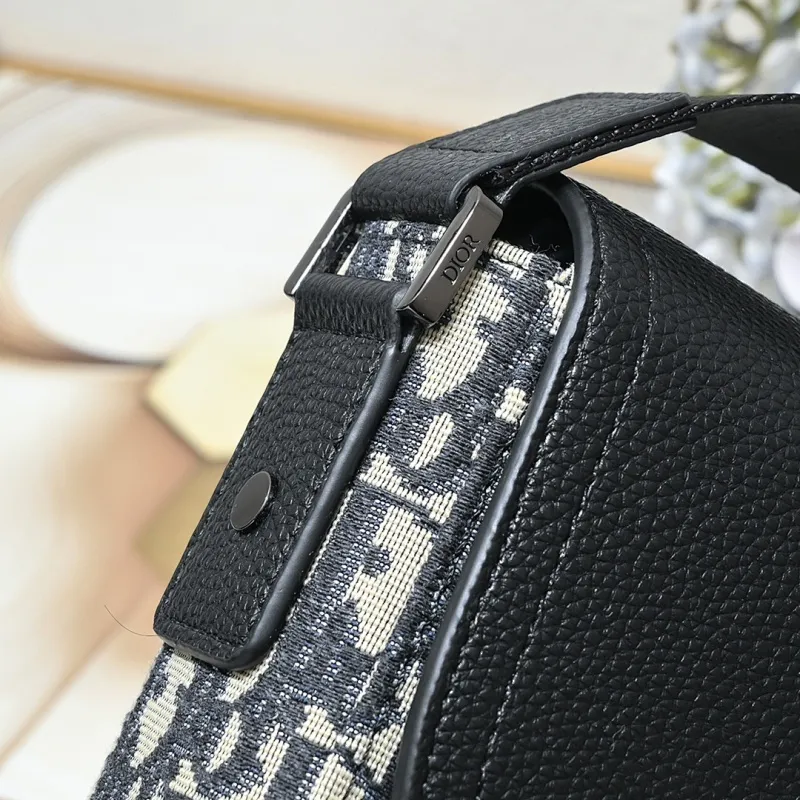 All Categories Official Website "Brand Women's Bags" Women's Bags 💙 DIOR 2025 New DIOR Crossbody Bag