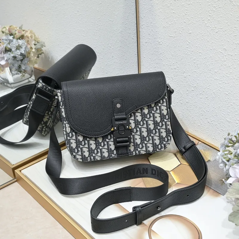 All Categories Official Website "Brand Women's Bags" Women's Bags 💙 DIOR 2025 New DIOR Crossbody Bag