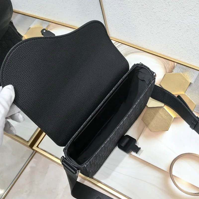 All Categories Official Website "Brand Women's Bags" Women's Bags 💙 DIOR 2025 New DIOR Crossbody Bag