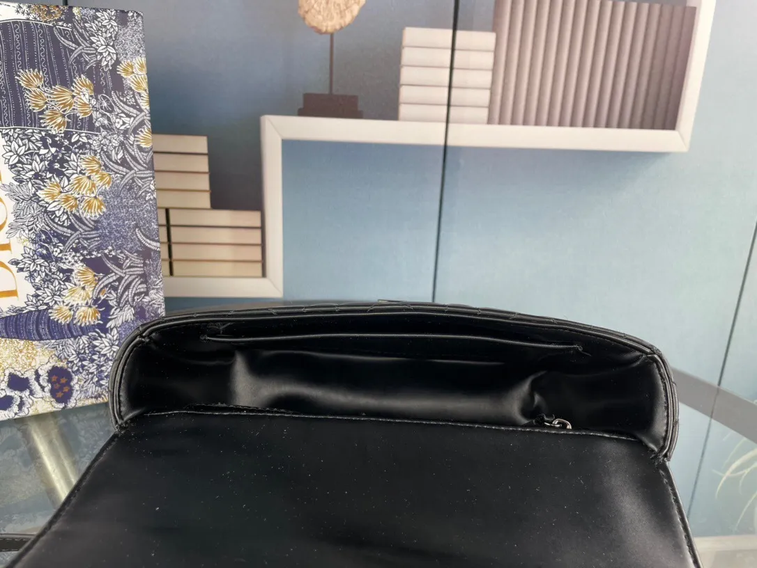 All Categories Official Website "Brand Women's Bags" Women's Bags 💙 DIOR 2025 New DIOR Crossbody Bag