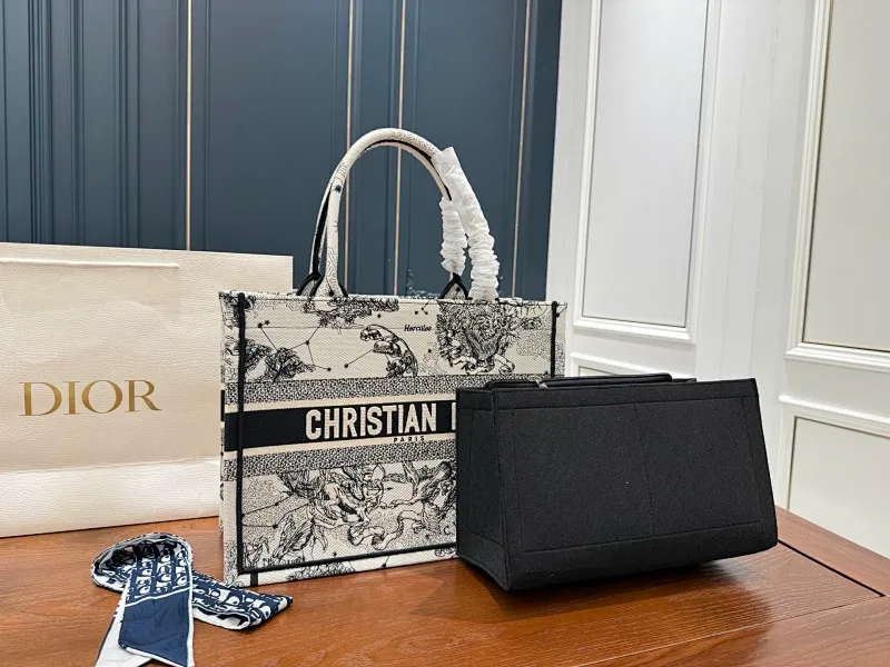 All Categories Official Website "Brand Women's Bags" Women's Bags 💙 DIOR 2025 New DIOR Handbags
