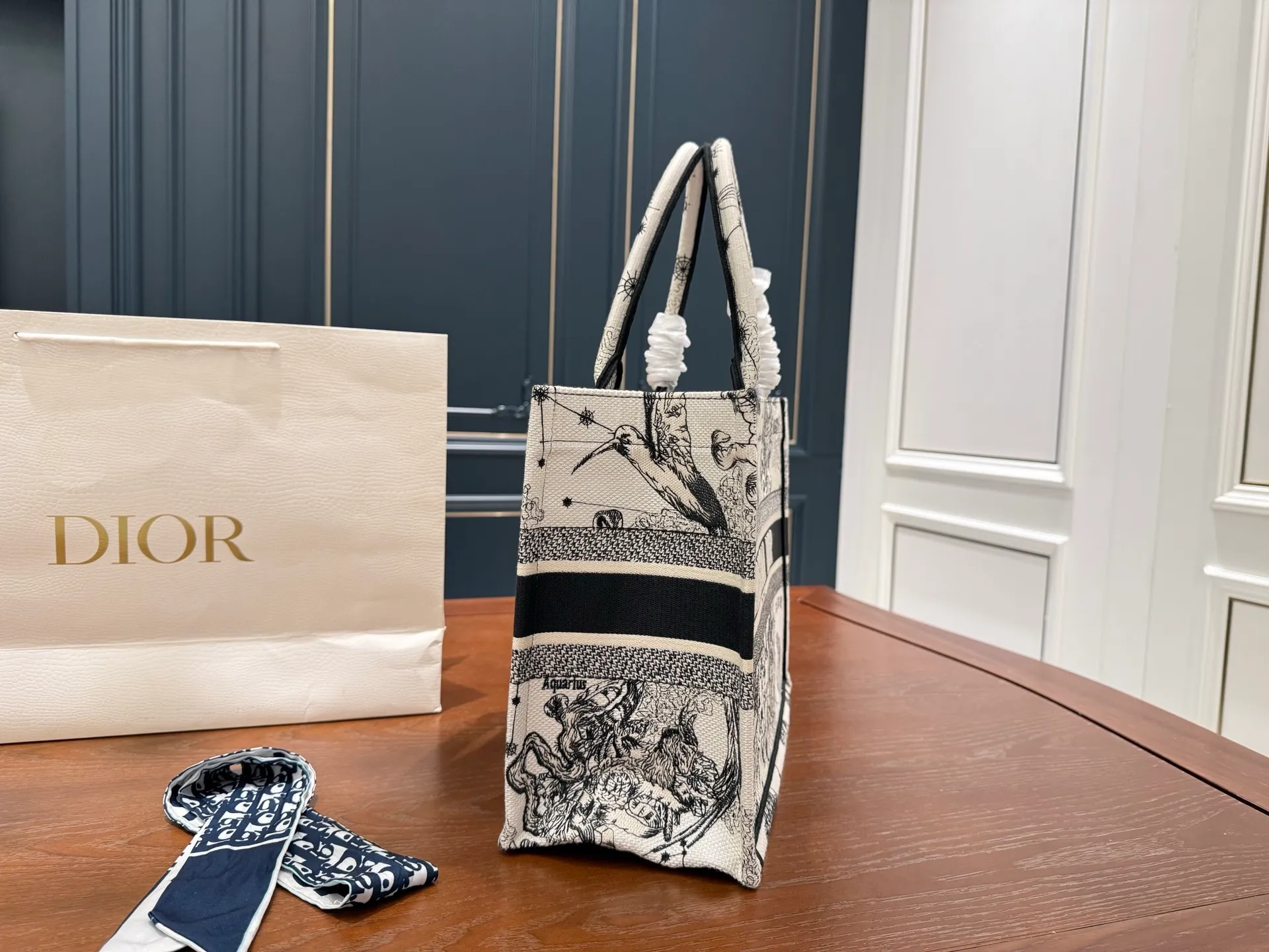All Categories Official Website "Brand Women's Bags" Women's Bags 💙 DIOR 2025 New DIOR Handbags
