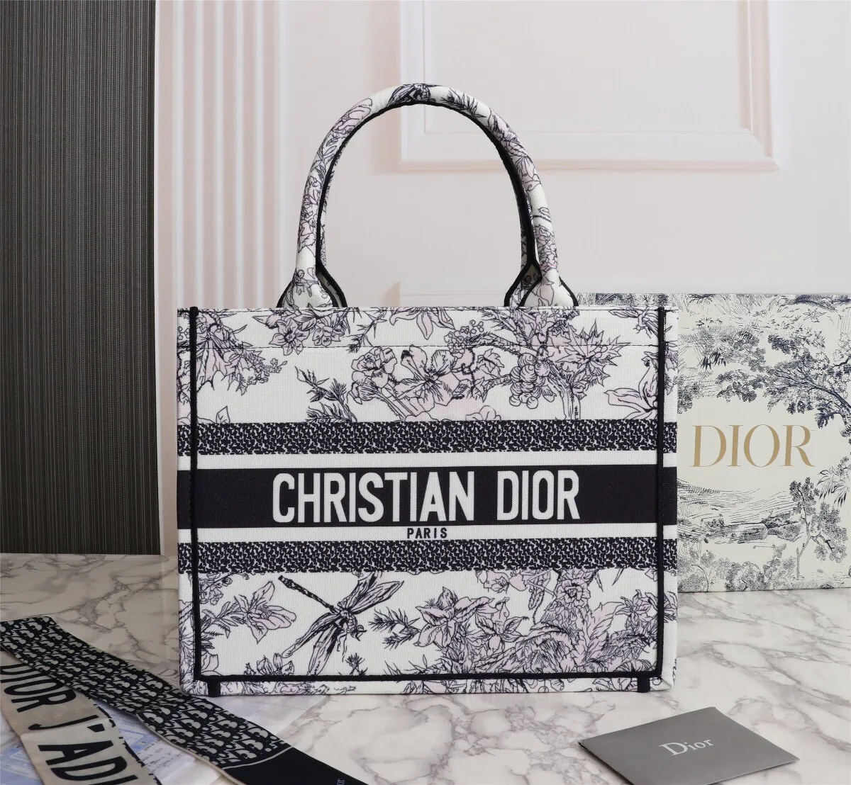 All categories Official website "Brand Women's Bags" Women's Bags 💙 DIOR 2022 Official Early Spring New Dio* r Handbag Wholesale 58001500