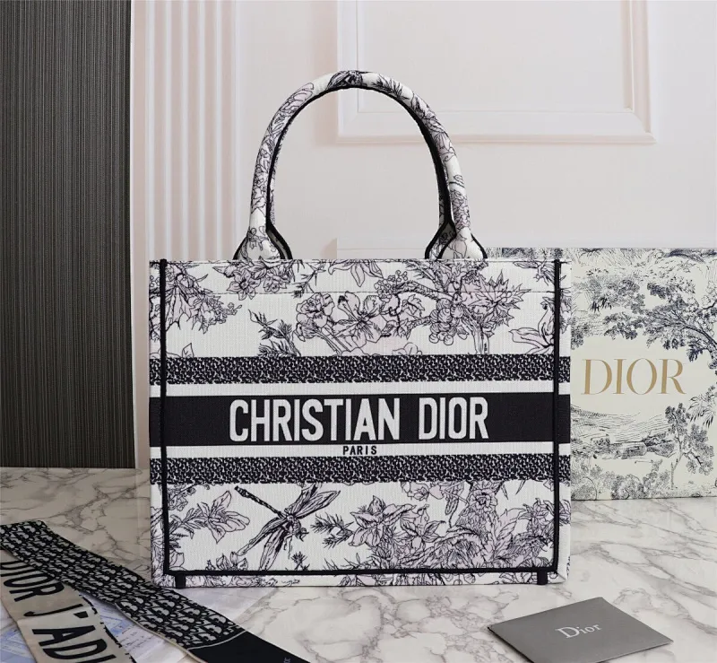 All categories Official website "Brand Women's Bags" Women's Bags 💙 DIOR 2022 Official Early Spring New Dio* r Handbag Wholesale 58001500