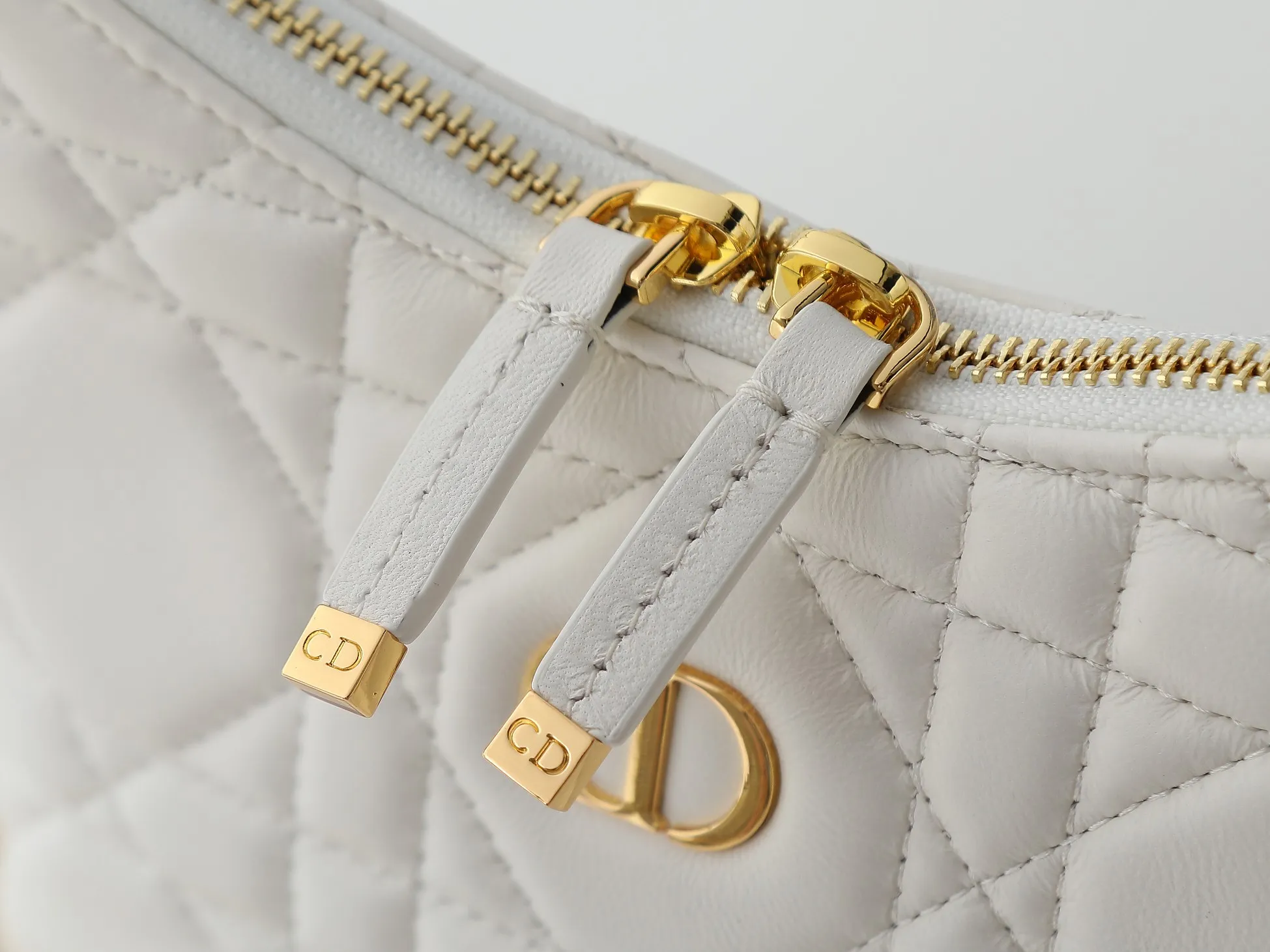 All Categories Official Website "Brand Women's Bags" Women's Bags 💙 DIOR 2026 New DIOR Crossbody Bag