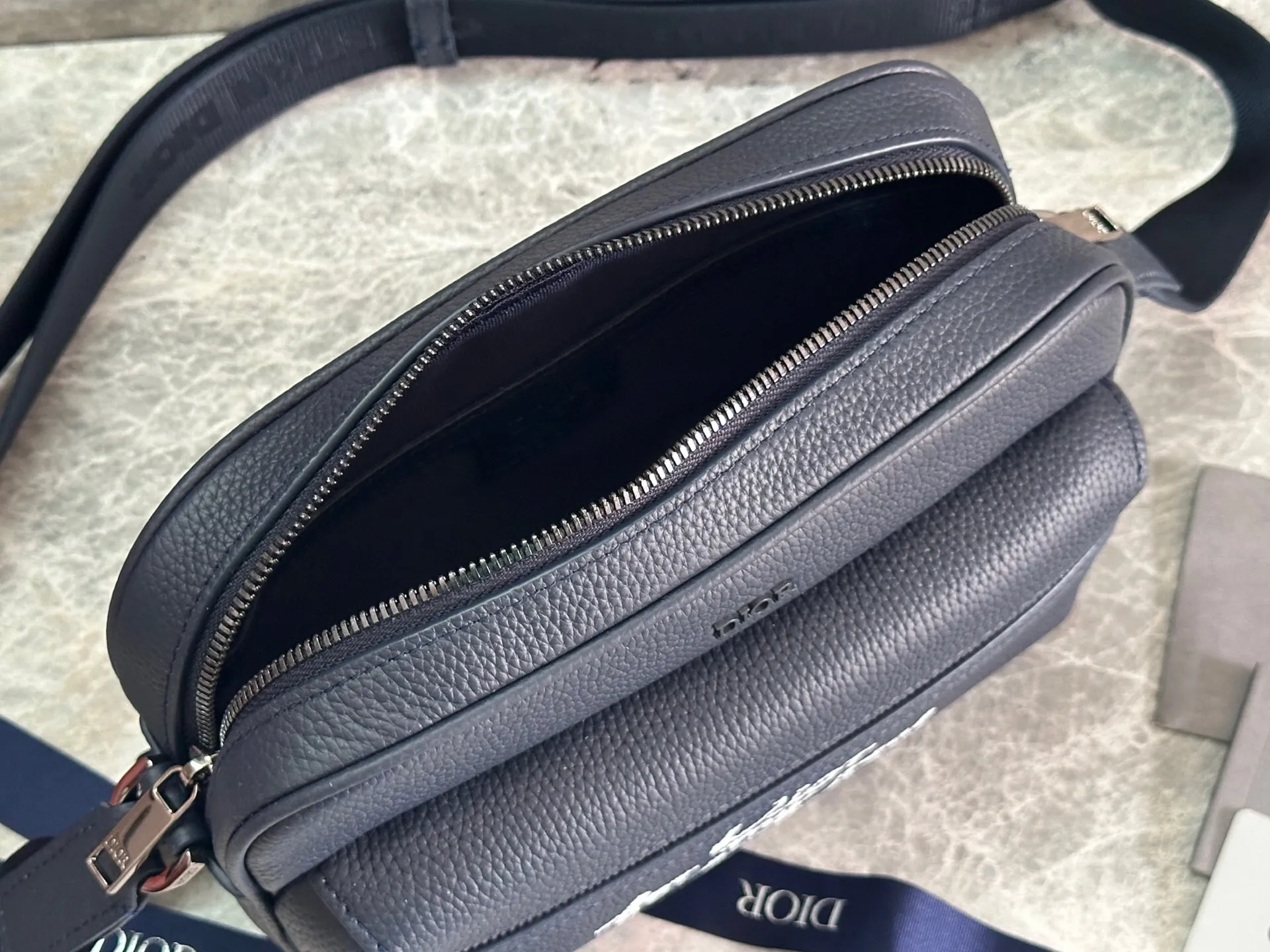 All Categories Official Website "Brand Women's Bags" Women's Bags 💙 DIOR 2025 New DIOR Crossbody Bag