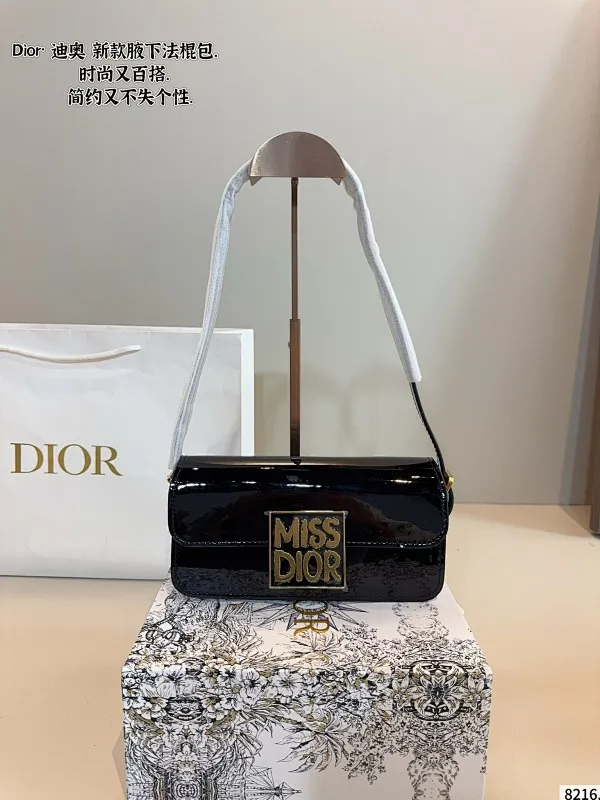 All categories Official website "Brand Women's Bags" Women's Bags 💙 DIOR 2025 new DIOR armpit bag