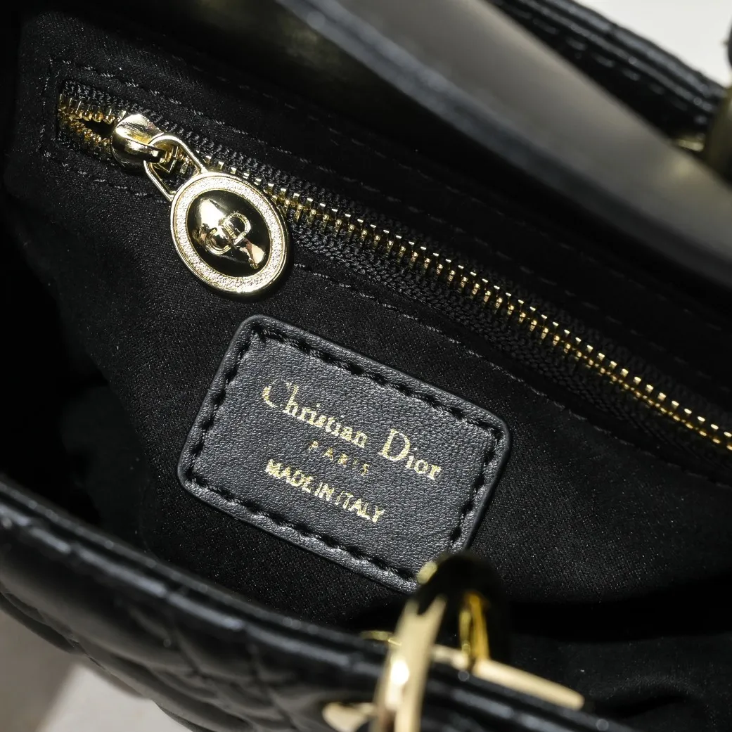 All Categories Official Website "Brand Women's Bags" Women's Bags 💙 DIOR 2025 New DIOR Crossbody Bag