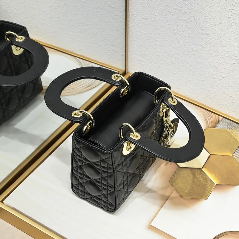 All Categories Official Website "Brand Women's Bags" Women's Bags 💙 DIOR 2025 New DIOR Crossbody Bag
