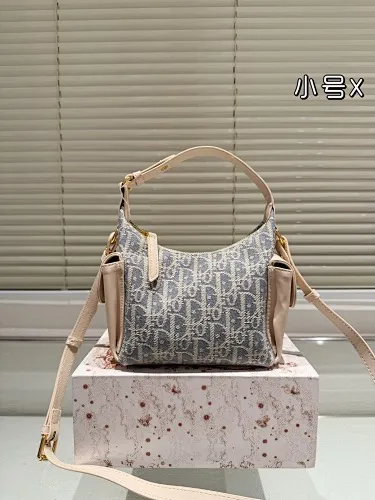 All Categories Official Website "Brand Women's Bags" Women's Bags 💙 DIOR 2025 New DIOR Crossbody Bag