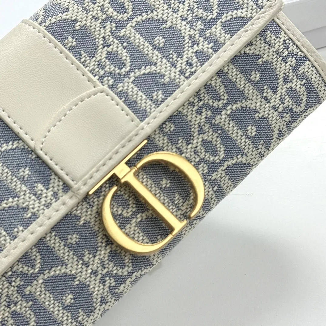 All Categories Official Website "Brand Women's Bags" Women's Bags 💙 DIOR 2026 New DIOR Crossbody Bag