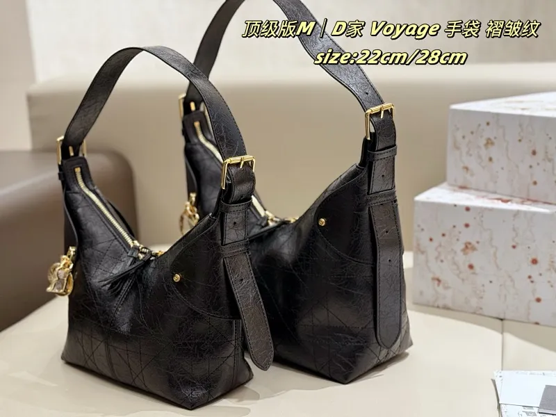 All categories Official website "Brand Women's Bags" Women's Bags 💙 DIOR 2025 new DIOR armpit bag