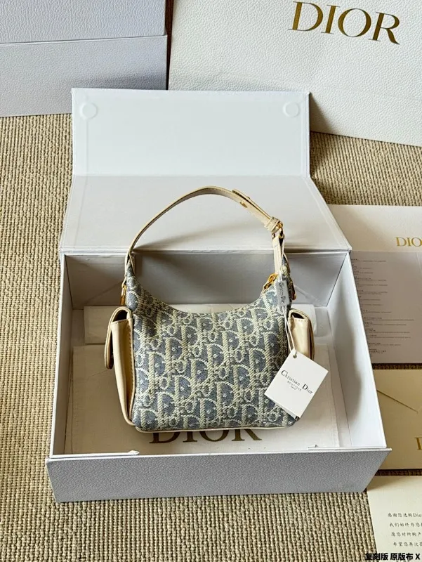 All categories Official website "Brand Women's Bags" Women's Bags 💙 DIOR 2025 new DIOR armpit bag