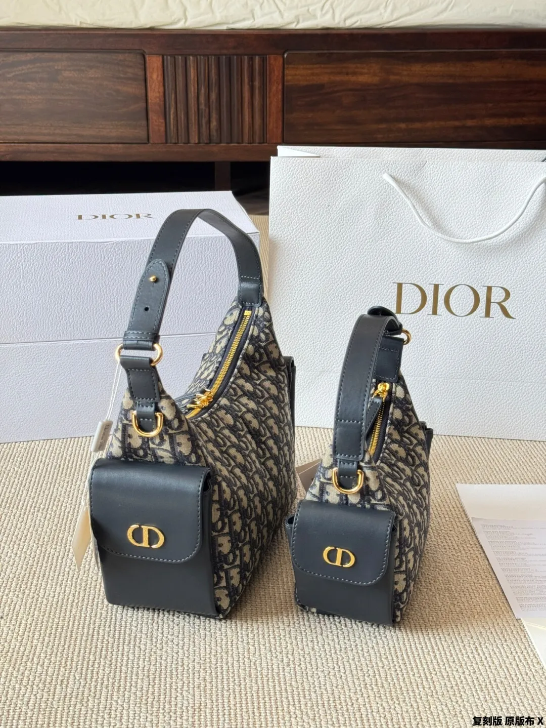 All categories Official website "Brand Women's Bags" Women's Bags 💙 DIOR 2025 new DIOR armpit bag
