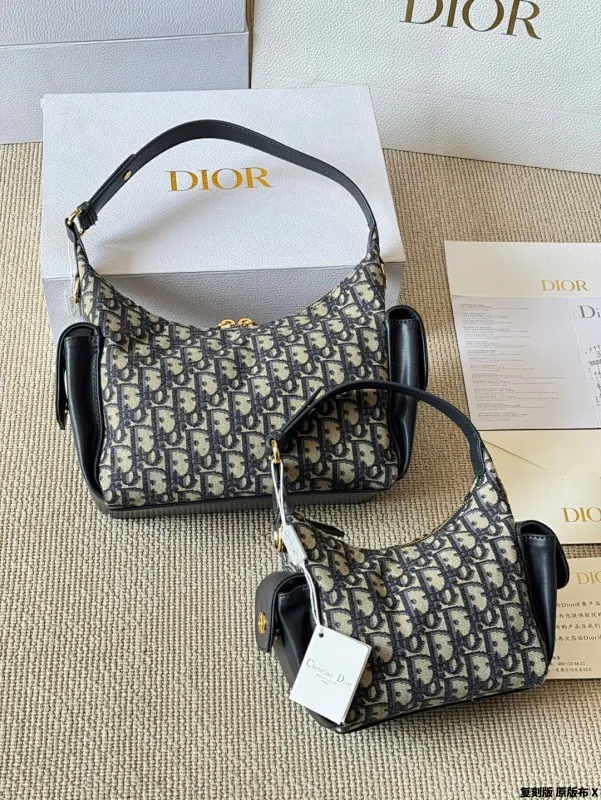 All categories Official website "Brand Women's Bags" Women's Bags 💙 DIOR 2025 new DIOR armpit bag