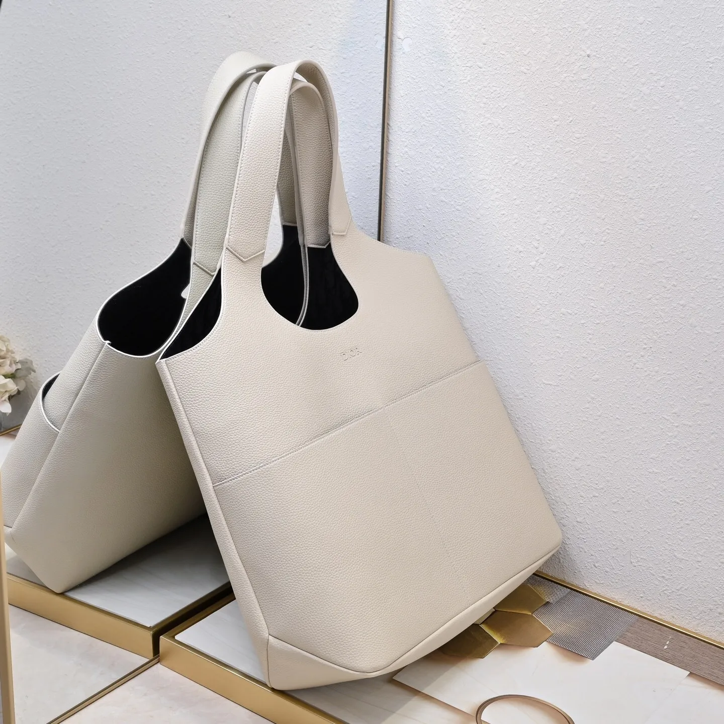 All Categories Official Website "Brand Women's Bags" Women's Bags 💙 DIOR 2025 New DIOR Handbags