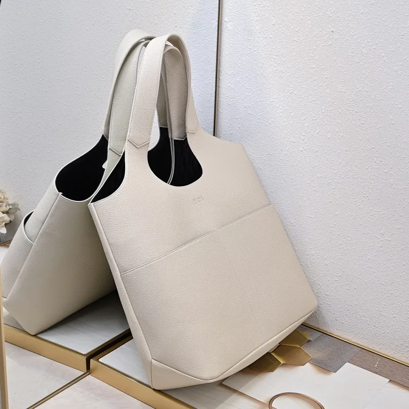 All Categories Official Website "Brand Women's Bags" Women's Bags 💙 DIOR 2025 New DIOR Handbags