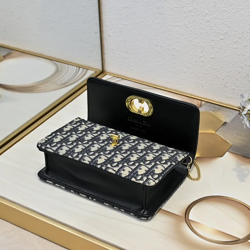 All Categories Official Website "Brand Women's Bags" Women's Bags 💙 DIOR 2025 New DIOR Crossbody Bag