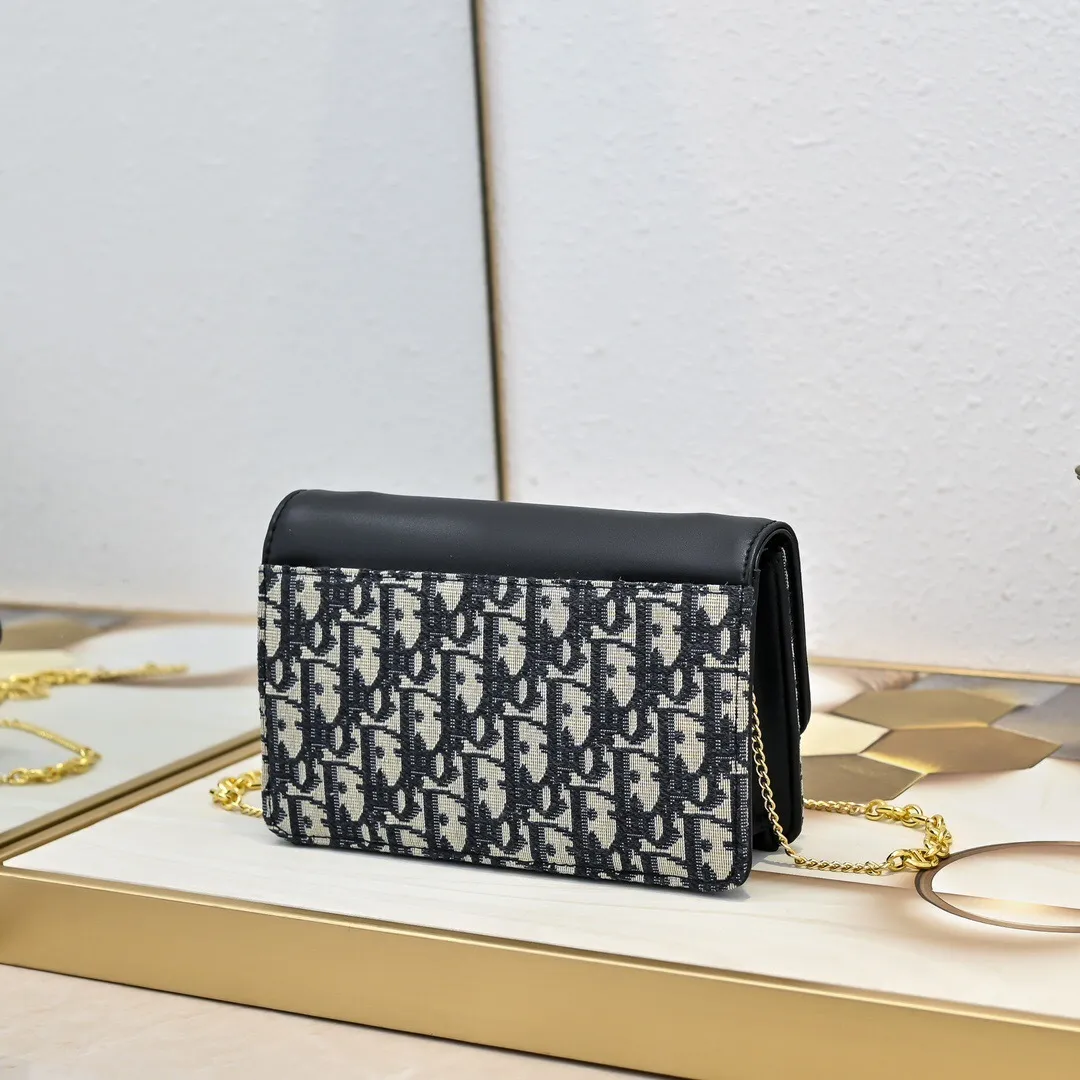 All Categories Official Website "Brand Women's Bags" Women's Bags 💙 DIOR 2025 New DIOR Crossbody Bag