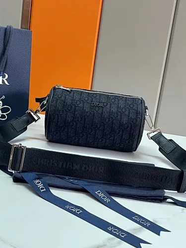 All Categories Official Website "Brand Women's Bags" Women's Bags 💙 DIOR 2025 New DIOR Crossbody Bag