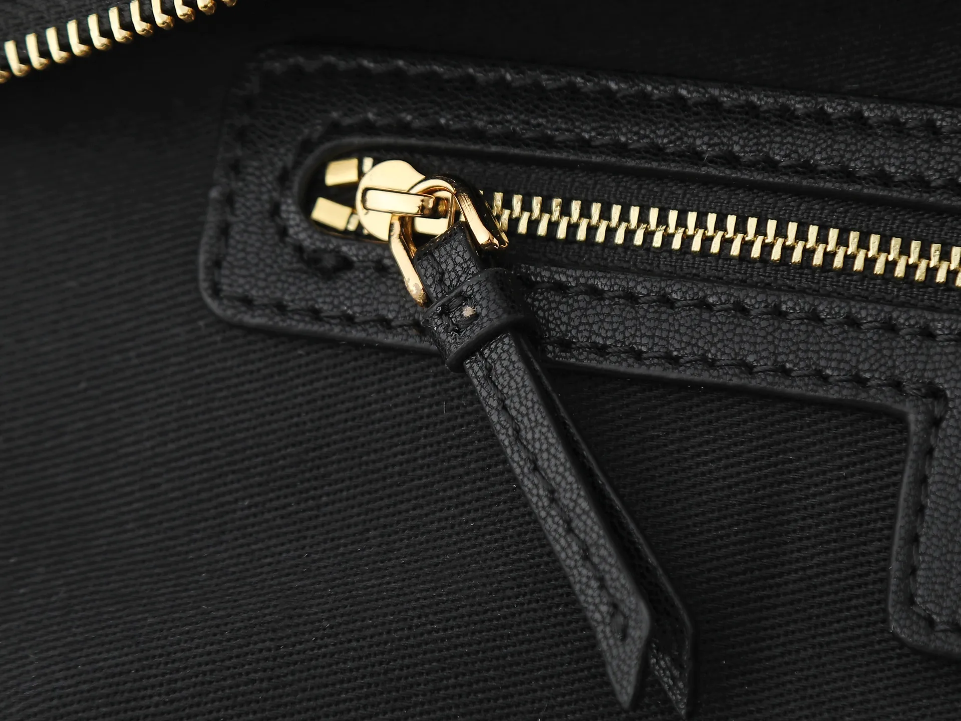 All Categories Official Website "Brand Women's Bags" Women's Bags 💙 DIOR 2026 New DIOR Armpit Crossbody Bag