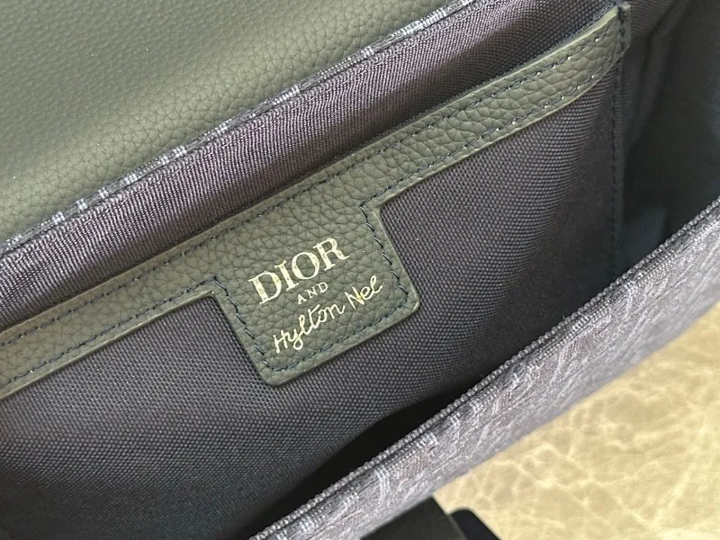 All Categories Official Website "Brand Women's Bags" Women's Bags 💙 DIOR 2025 New DIOR Crossbody Bag