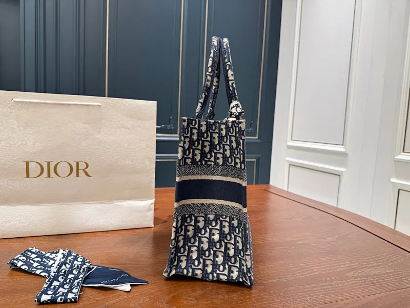 All Categories Official Website "Brand Women's Bags" Women's Bags 💙 DIOR 2025 New DIOR Handbags