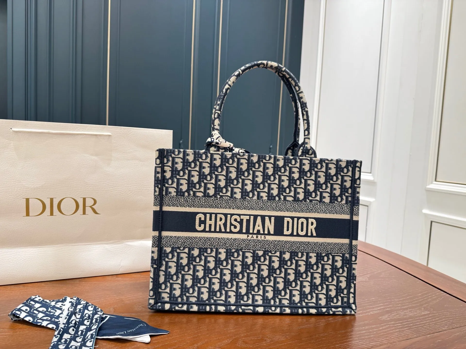 All Categories Official Website "Brand Women's Bags" Women's Bags 💙 DIOR 2025 New DIOR Handbags