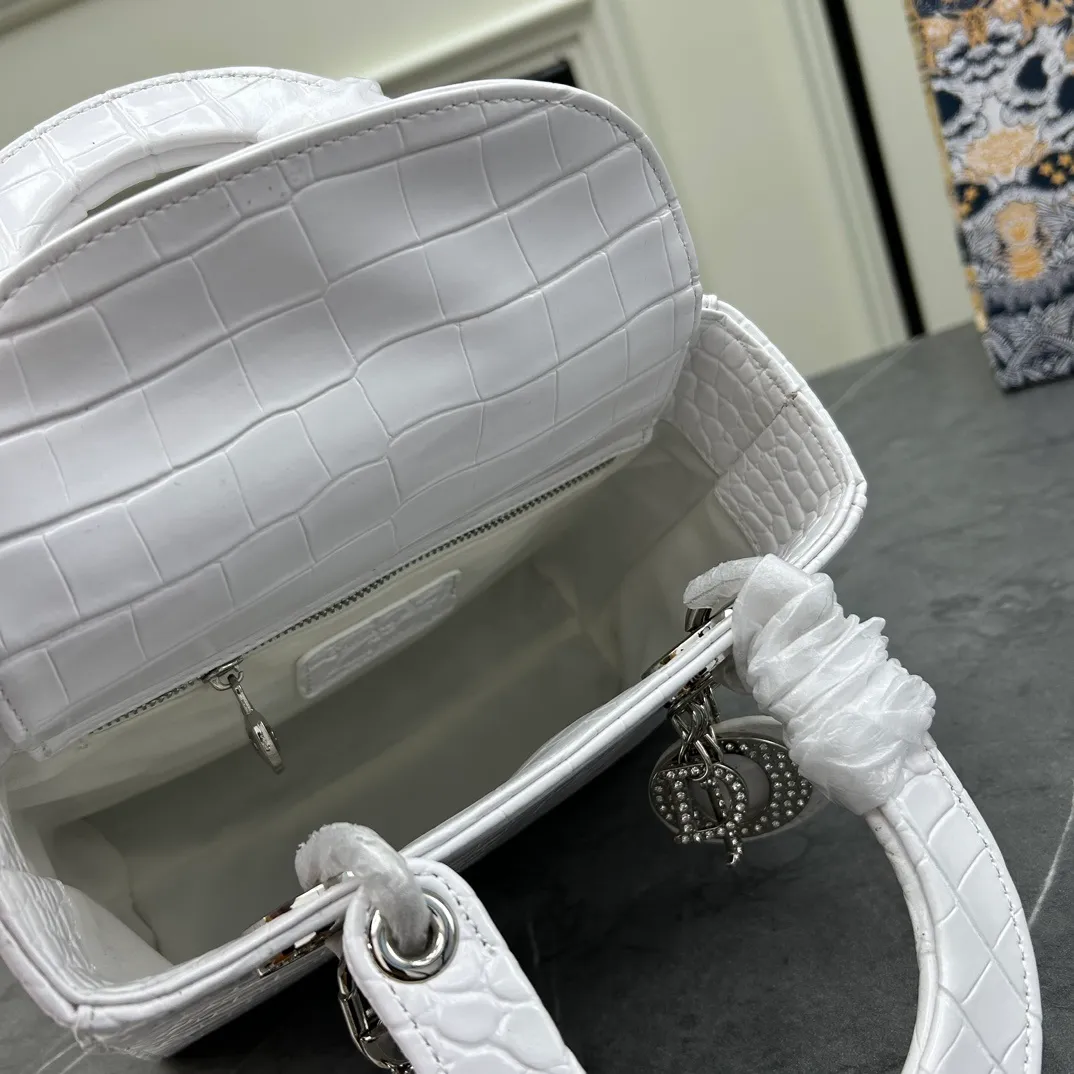 All Categories Official Website "Brand Women's Bags" Women's Bags 💙 DIOR 2026 New DIOR Handbags