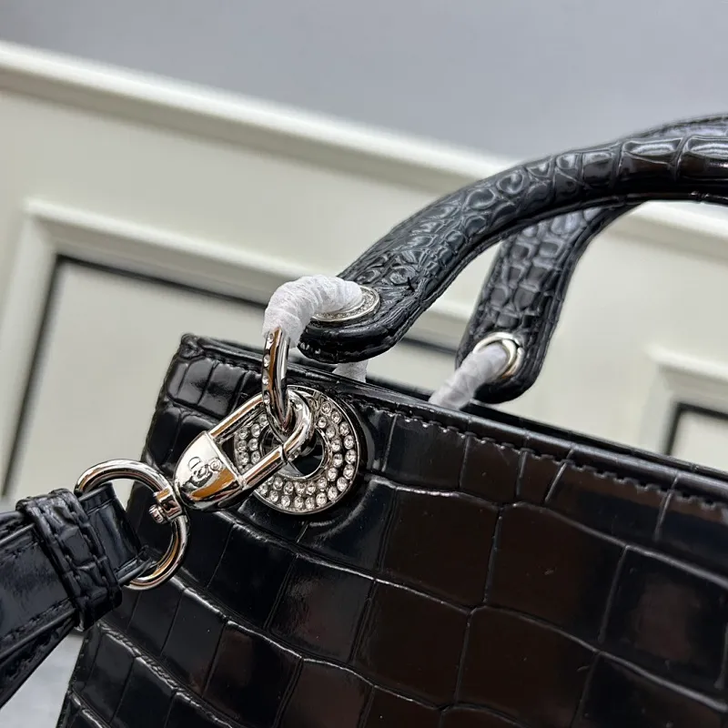 All Categories Official Website "Brand Women's Bags" Women's Bags 💙 DIOR 2026 New DIOR Handbags