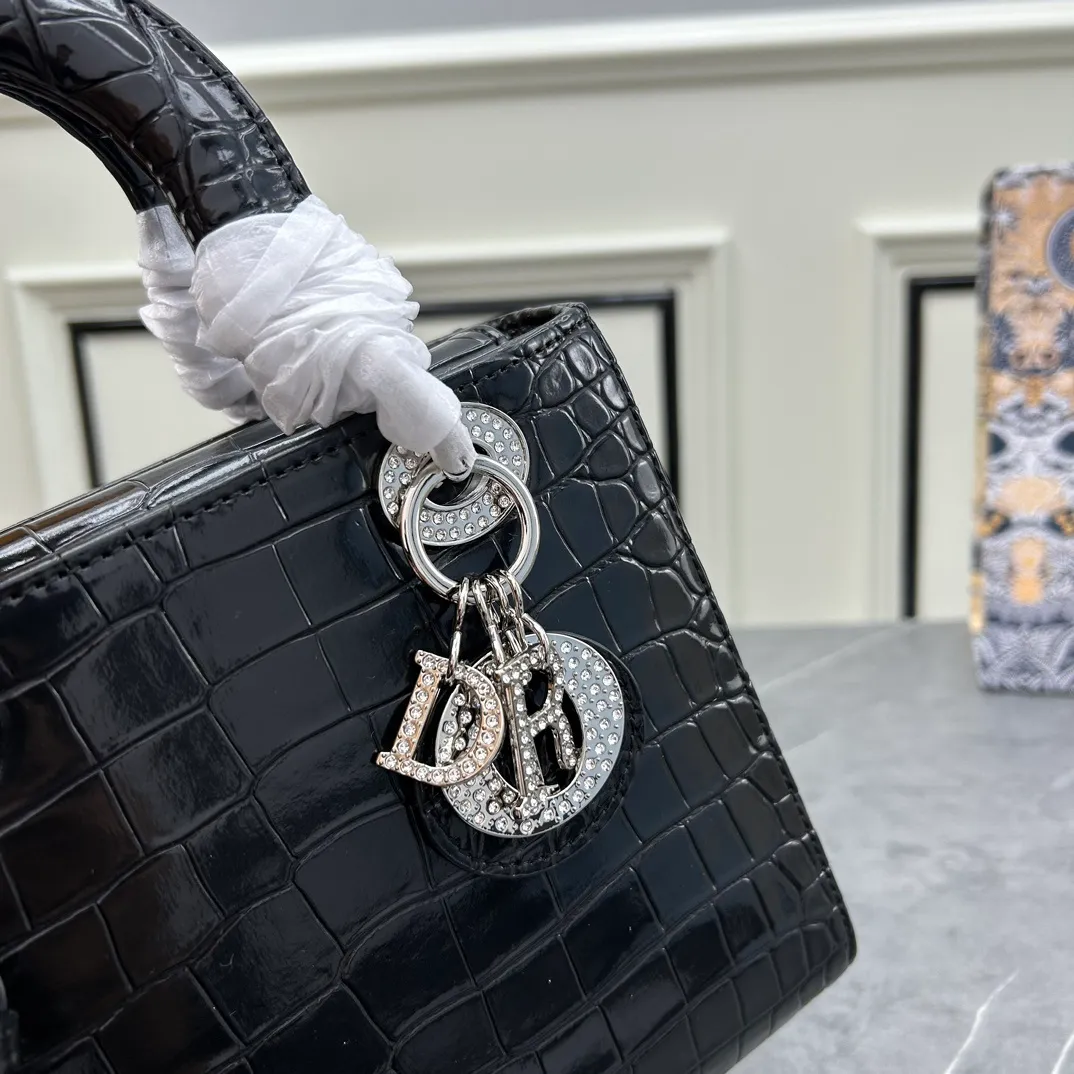 All Categories Official Website "Brand Women's Bags" Women's Bags 💙 DIOR 2026 New DIOR Handbags
