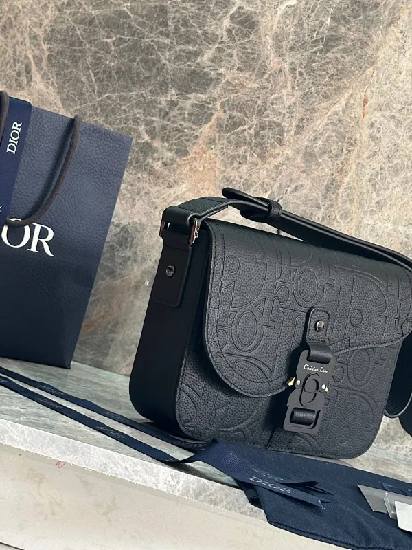 All Categories Official Website "Brand Women's Bags" Women's Bags 💙 DIOR 2025 New DIOR Crossbody Bag