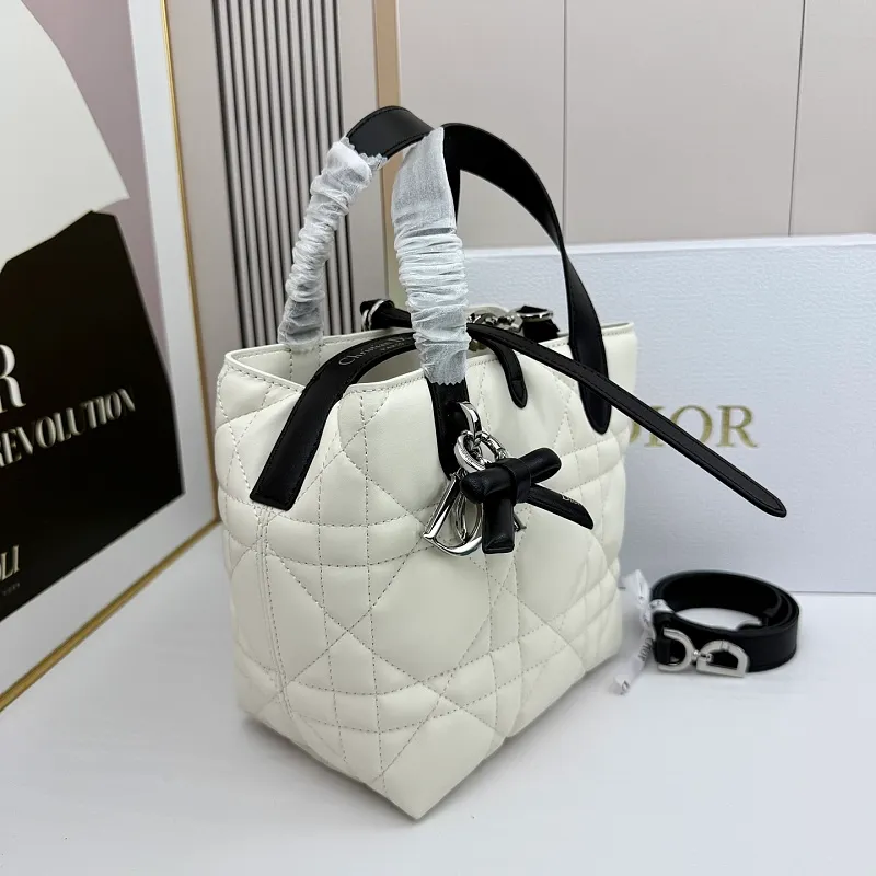 All Categories Official Website "Brand Women's Bags" Women's Bags 💙 DIOR 2026 New DIOR Handbags