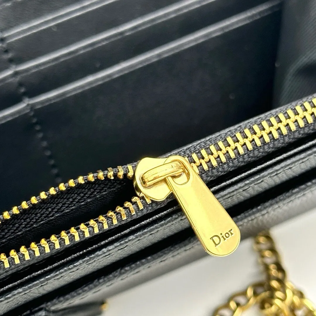 All Categories Official Website "Brand Women's Bags" Women's Bags 💙 DIOR 2025 New DIOR Crossbody Bag
