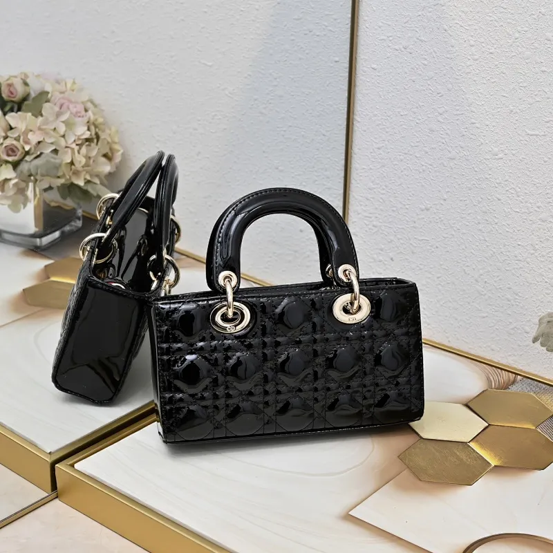 All Categories Official Website "Brand Women's Bags" Women's Bags 💙 DIOR 2025 New DIOR Crossbody Bag