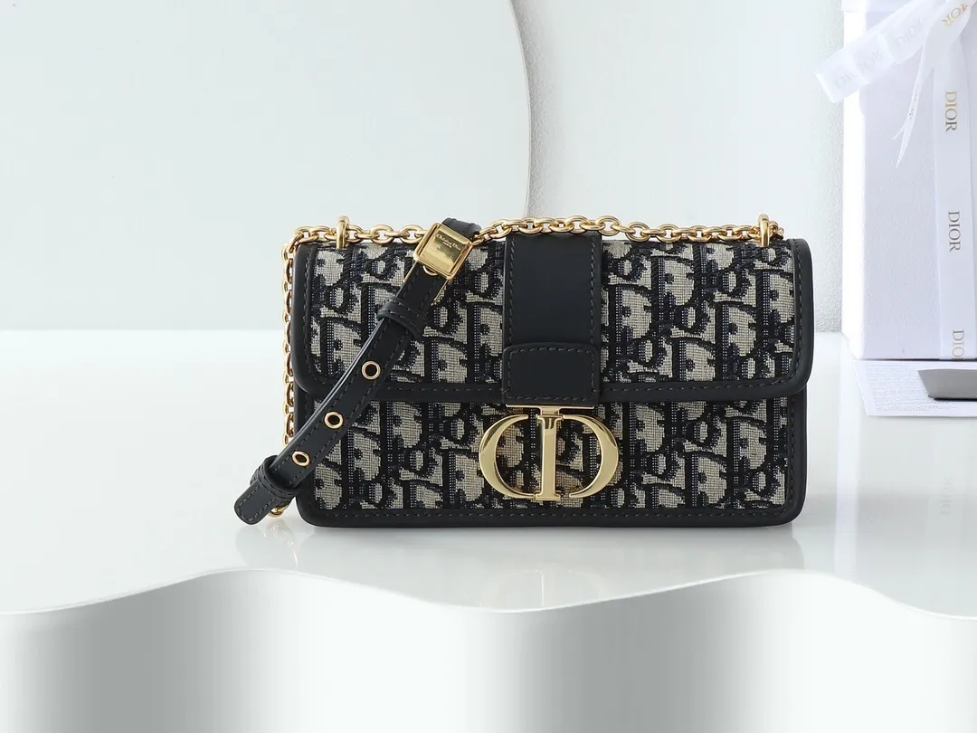 All Categories Official Website "Brand Women's Bags" Women's Bags 💙 DIOR 2025 New DIOR Crossbody Bag