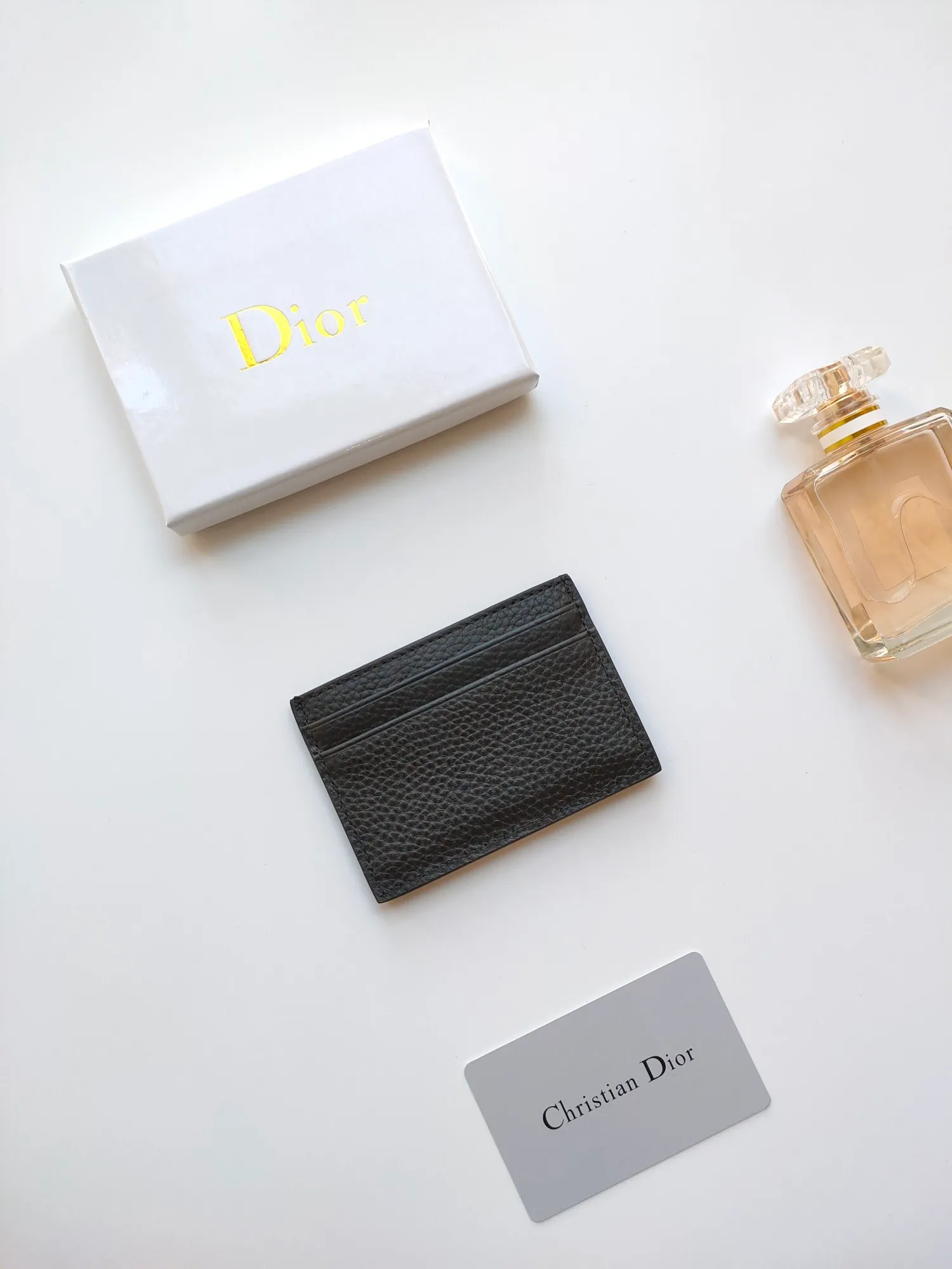 💰90 Dior new products are shipped👉Dior genuine pickup bag🎀Cow leather credit card holder, original one-to-one hardware, copied details😋Style number: C139😎Size: 10.5×7.5cm