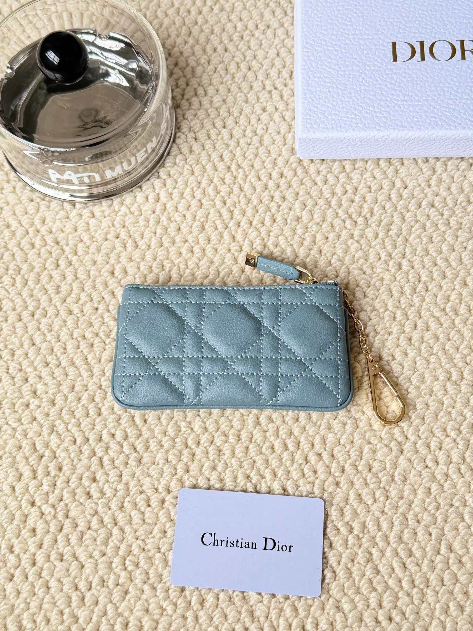 💰150 2024 spring and summer new coin purse key bag is small and cute Size: 14.5*7.6cm Model: S5158UWHC_M30G This Dior Caro card holder is elegant and practical. Carefully crafted from soft cow leather, it is decorated with cannage pattern topstitching and a CD logo on the front to enhance the style. Elegant and sophisticated. 30 Montaigne Glycine Coin Purse Key Case 🔑 Compact and practical, unique, it can store various daily necessities, suitable for various occasions, and can be matched with its 30Montaigne items. CD logo on front