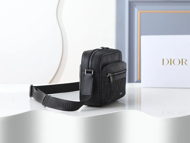 All Categories Official Website "Brand Women's Bags" Women's Bags 💙 DIOR 2026 New DIOR Crossbody Bag