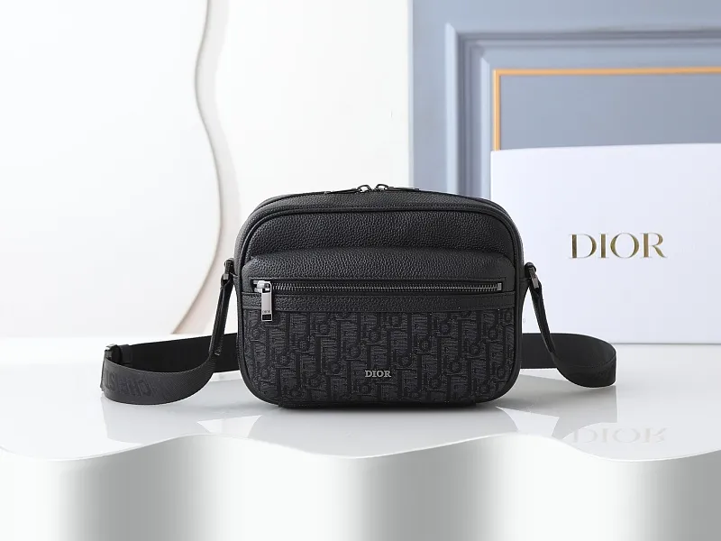 All Categories Official Website "Brand Women's Bags" Women's Bags 💙 DIOR 2026 New DIOR Crossbody Bag