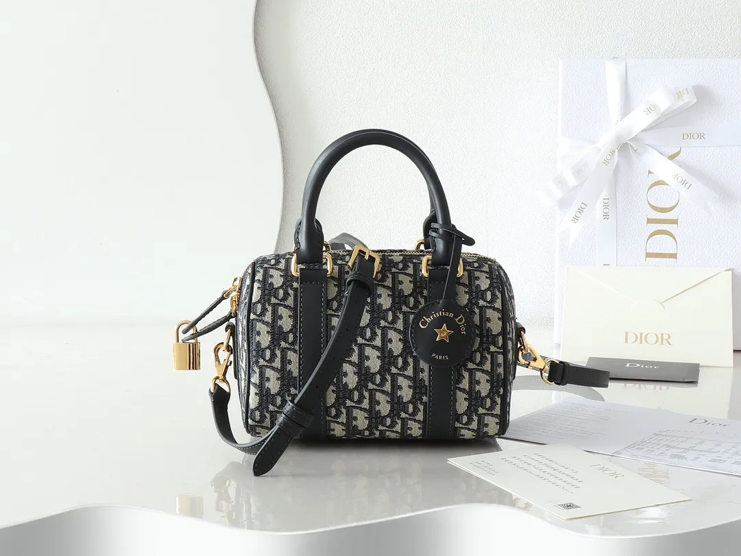 All Categories Official Website "Brand Women's Bags" Women's Bags 💙 DIOR 2025 New DIOR Crossbody Bag