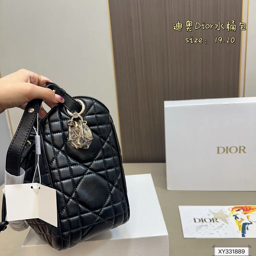 All Categories Official Website "Brand Women's Bags" Women's Bags 💙 DIOR 2025 New Dior Crossbody Bag