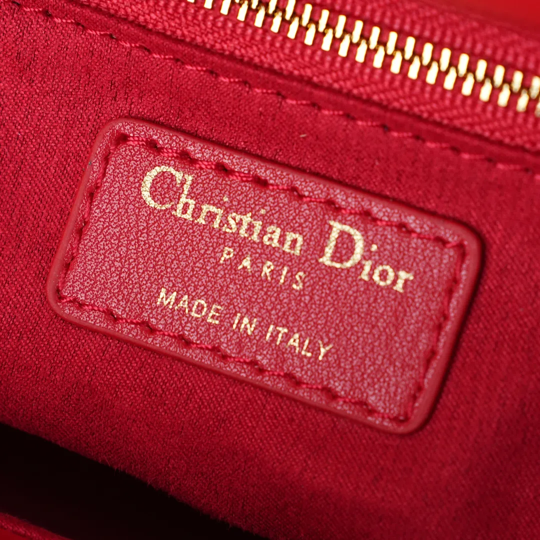 All Categories Official Website "Brand Women's Bags" Women's Bags 💙 DIOR 2026 New DIOR Handbags