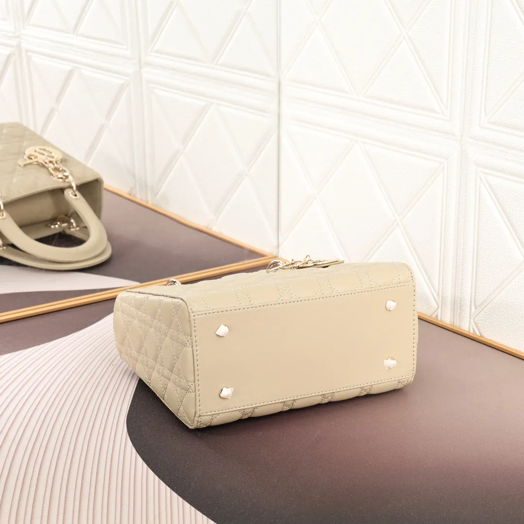 All Categories Official Website "Brand Women's Bags" Women's Bags 💙 DIOR 2026 New DIOR Handbags