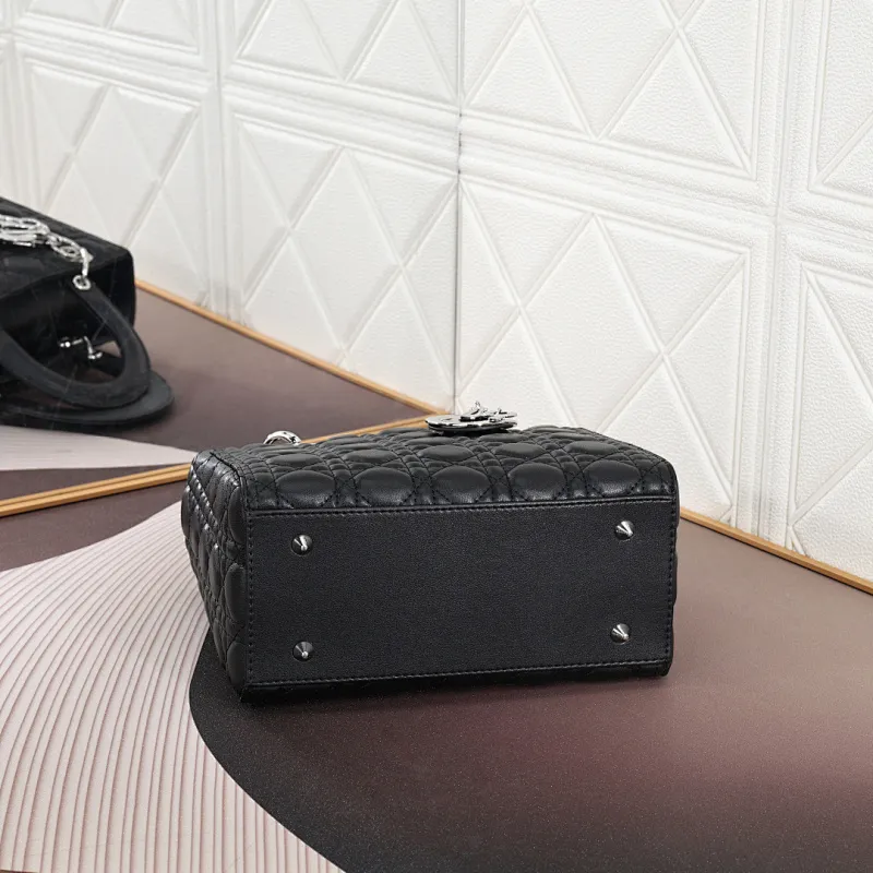 All Categories Official Website "Brand Women's Bags" Women's Bags 💙 DIOR 2026 New DIOR Handbags