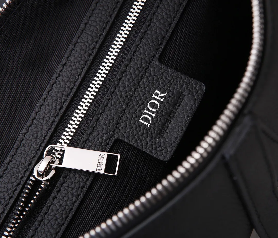 All Categories Official Website "Brand Women's Bags" Women's Bags 💙 DIOR 2025 New DIOR Crossbody Bag