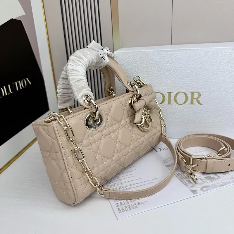 All Categories Official Website "Brand Women's Bags" Women's Bags 💙 DIOR 2026 New DIOR Crossbody Bag
