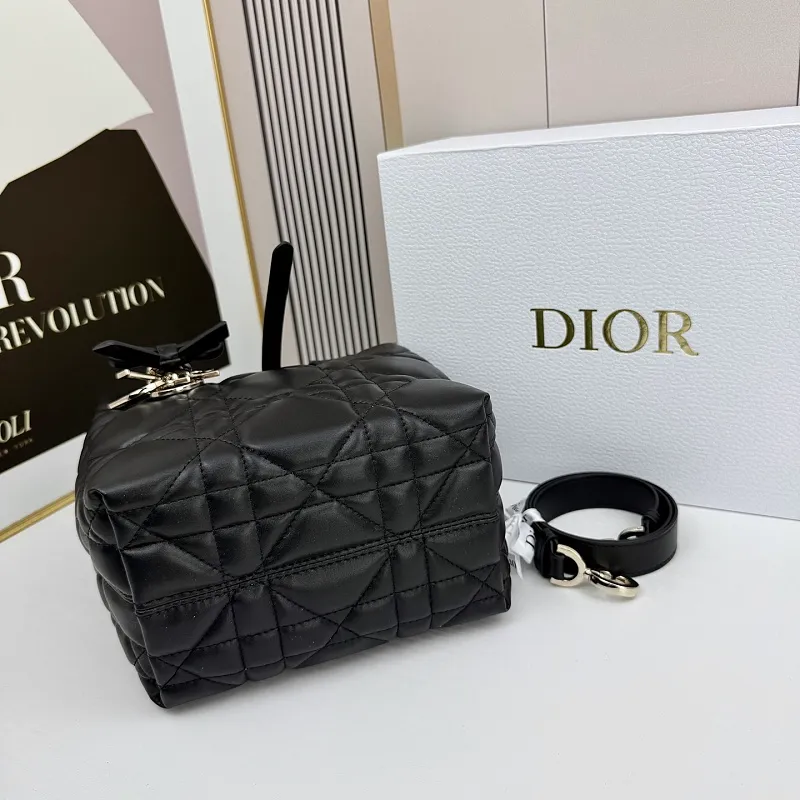 All Categories Official Website "Brand Women's Bags" Women's Bags 💙 DIOR 2026 New DIOR Handbags