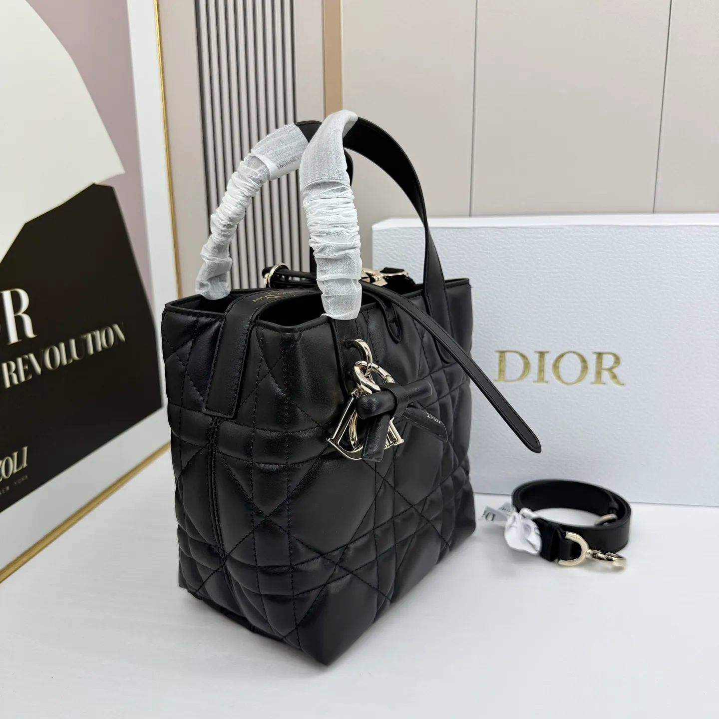 All Categories Official Website "Brand Women's Bags" Women's Bags 💙 DIOR 2026 New DIOR Handbags