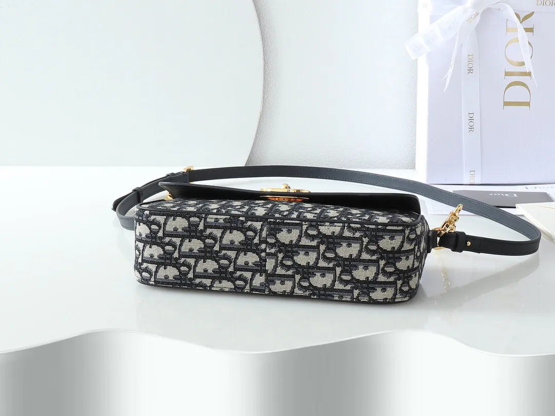 All Categories Official Website "Brand Women's Bags" Women's Bags 💙 DIOR 2025 New DIOR Crossbody Bag